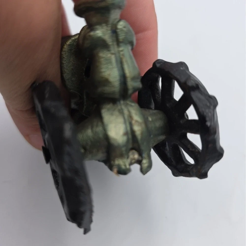 Vintage Cast Iron Tractor Small Scale 4
